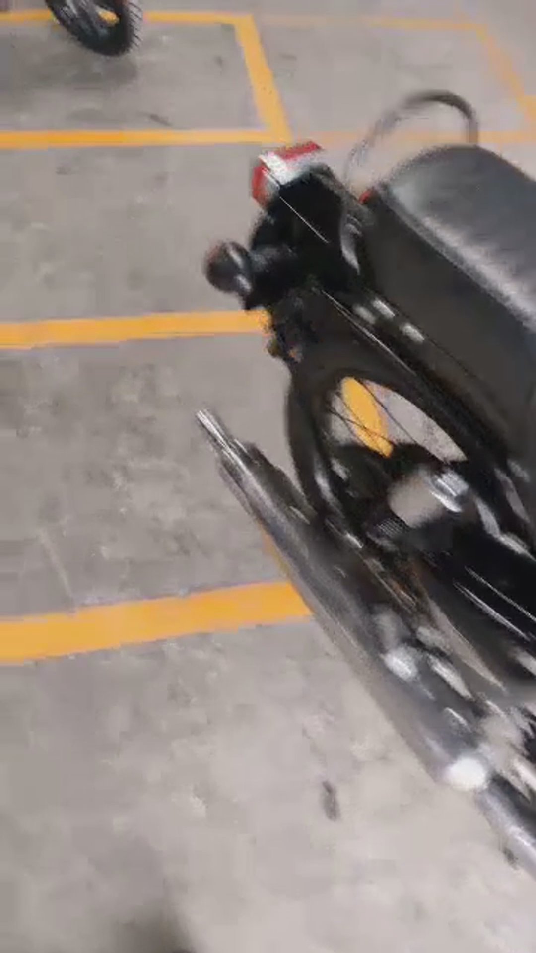 Walk-around video thumbnail