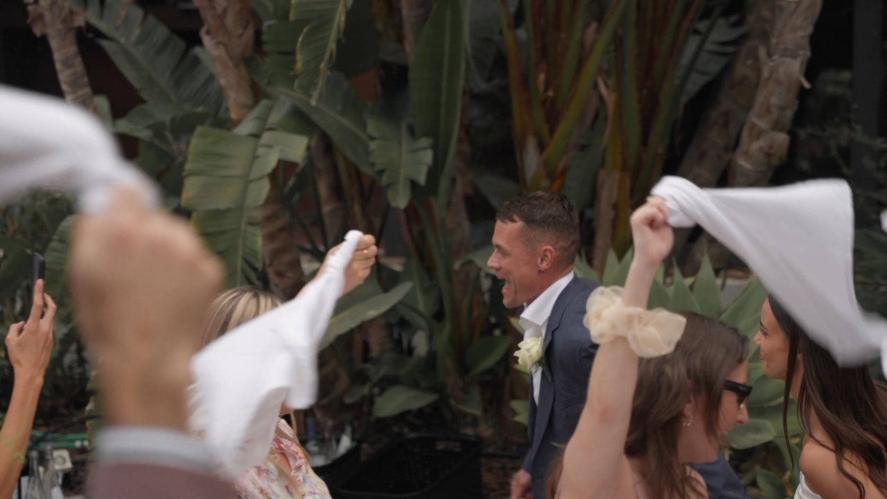 Mashup Kings - Bride & Groom Dinner Entrance - video