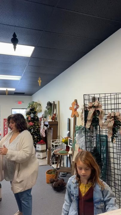 The Tattered Willows - Furniture Stores Near Me - Willoughby , Ohio