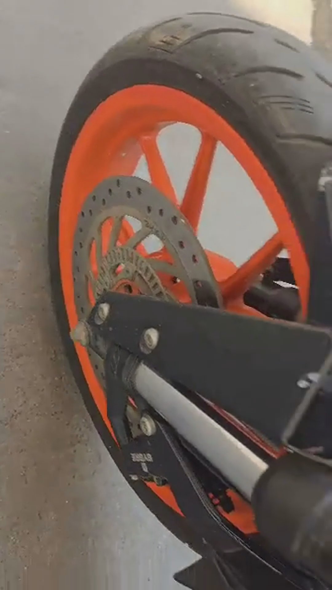 Walk-around video thumbnail