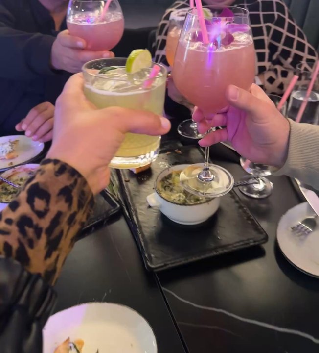 CHAMPAGNE & CHOCOLATE - Updated February 2025 - 384 Photos & 104 ...