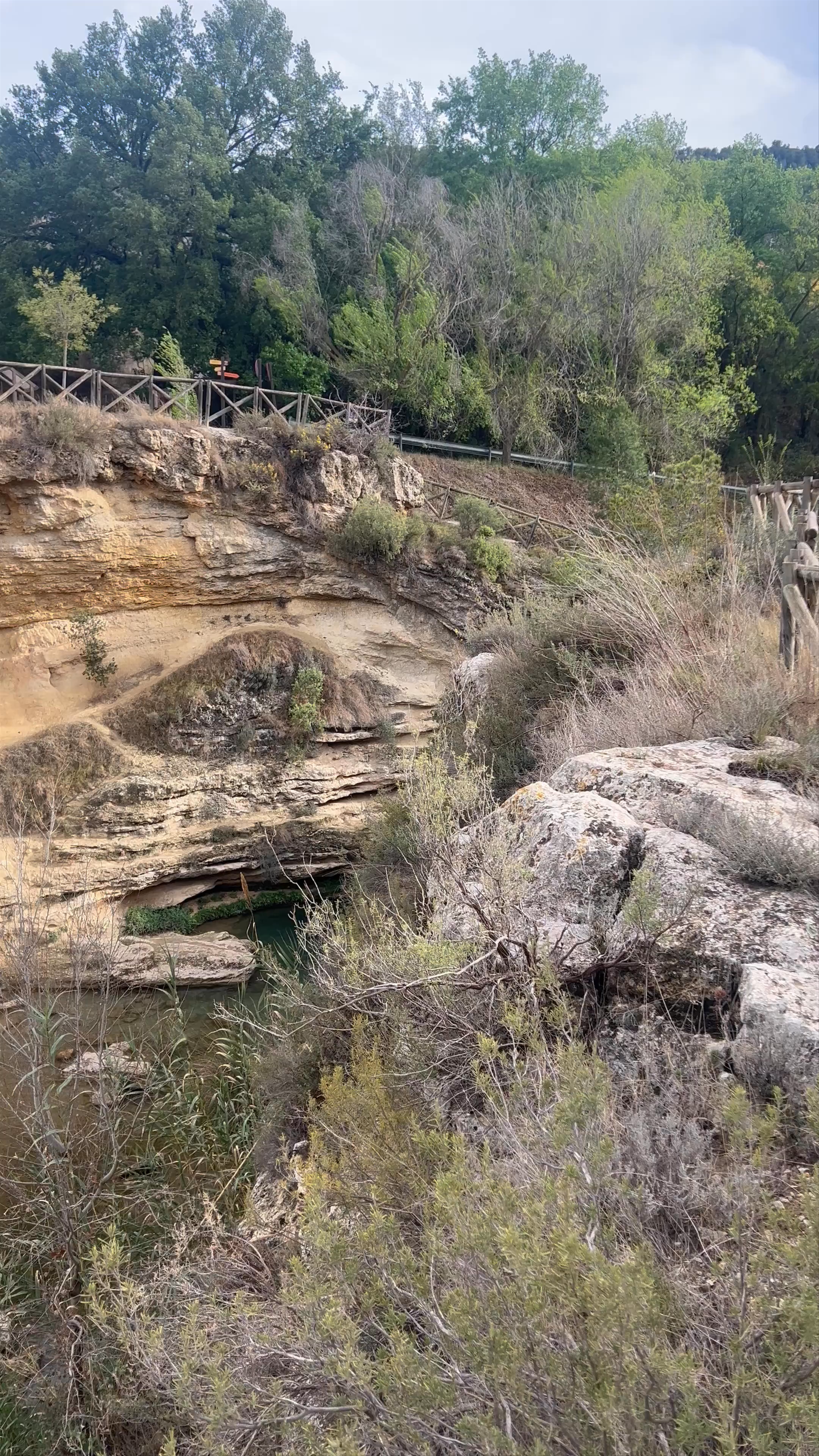 Salto Del Usero Waterfall: Natural Oasis in Bullas, Spain