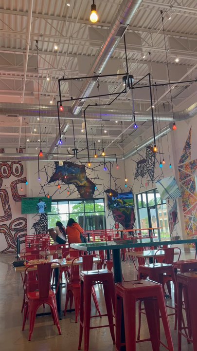 Dave's Hot Chicken - Love the art and the decor! - Halal Near Me - Edmond, Oklahoma