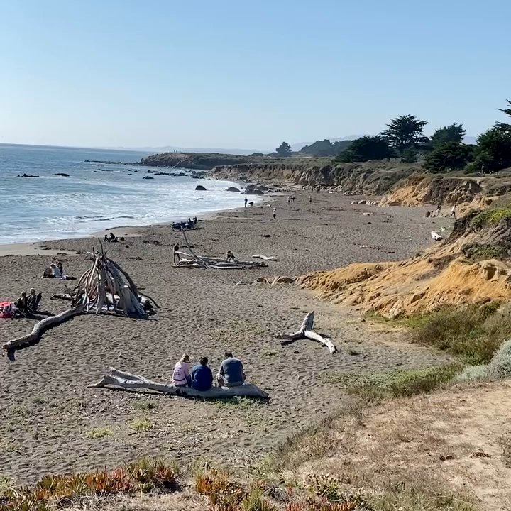 Blue Dolphin Inn - Moonstone beach - Hotels Near Me - Cambria, California