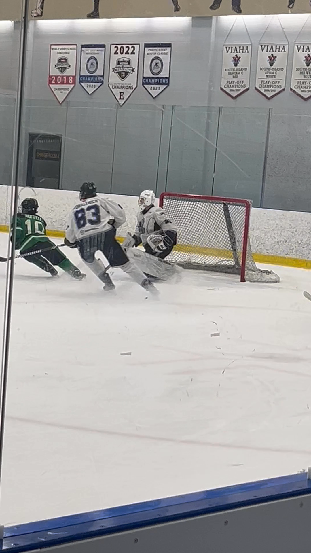 Mitchell Tyre's Incredible Blocker Save & Smooth Recovery