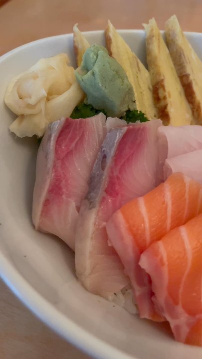 Faceless Samurai - Chirashi in action - Japanese Near Me - Palm Harbor, Florida