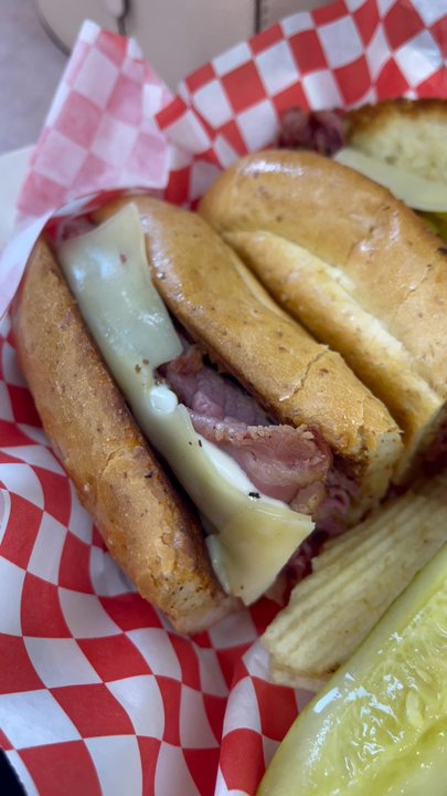 Weinberger's Deli - Delis Near Me - Grapevine, Texas