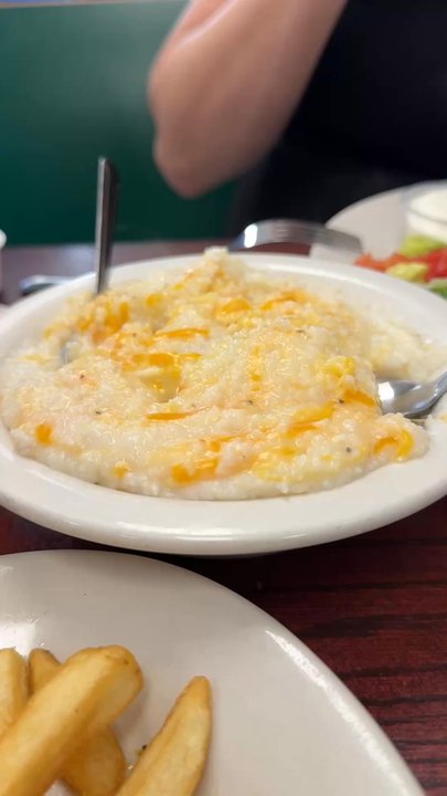 Bear E Patch Cafe - Cheesy grits - Diners Near Me - Charleston, South Carolina