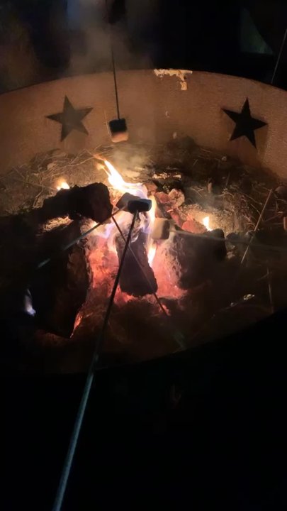 South Texas Maize - S'mores - Attraction Farms Near Me - Hondo, Texas