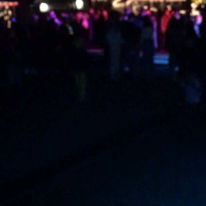 E&M Entertainment - Vine street Christmas very fun dancing - DJs Near Me