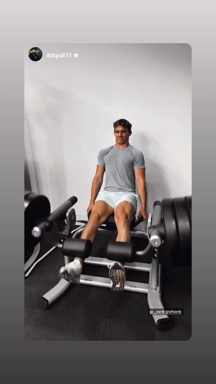 Simon Ward's Quadzilla Leg Day Training