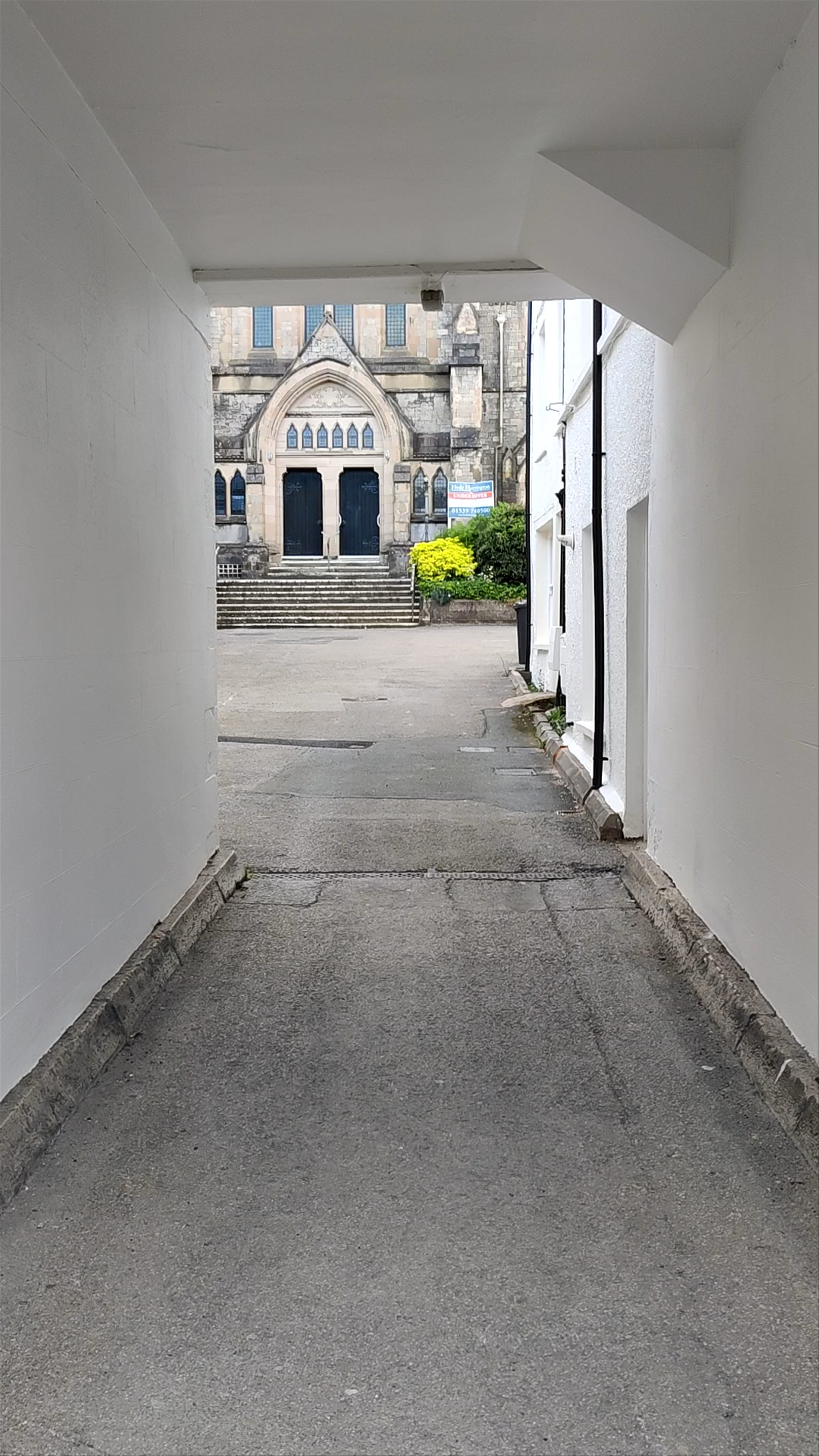 Kendal United Reformed Church: Historic Serenity in the Heart of Kendal
