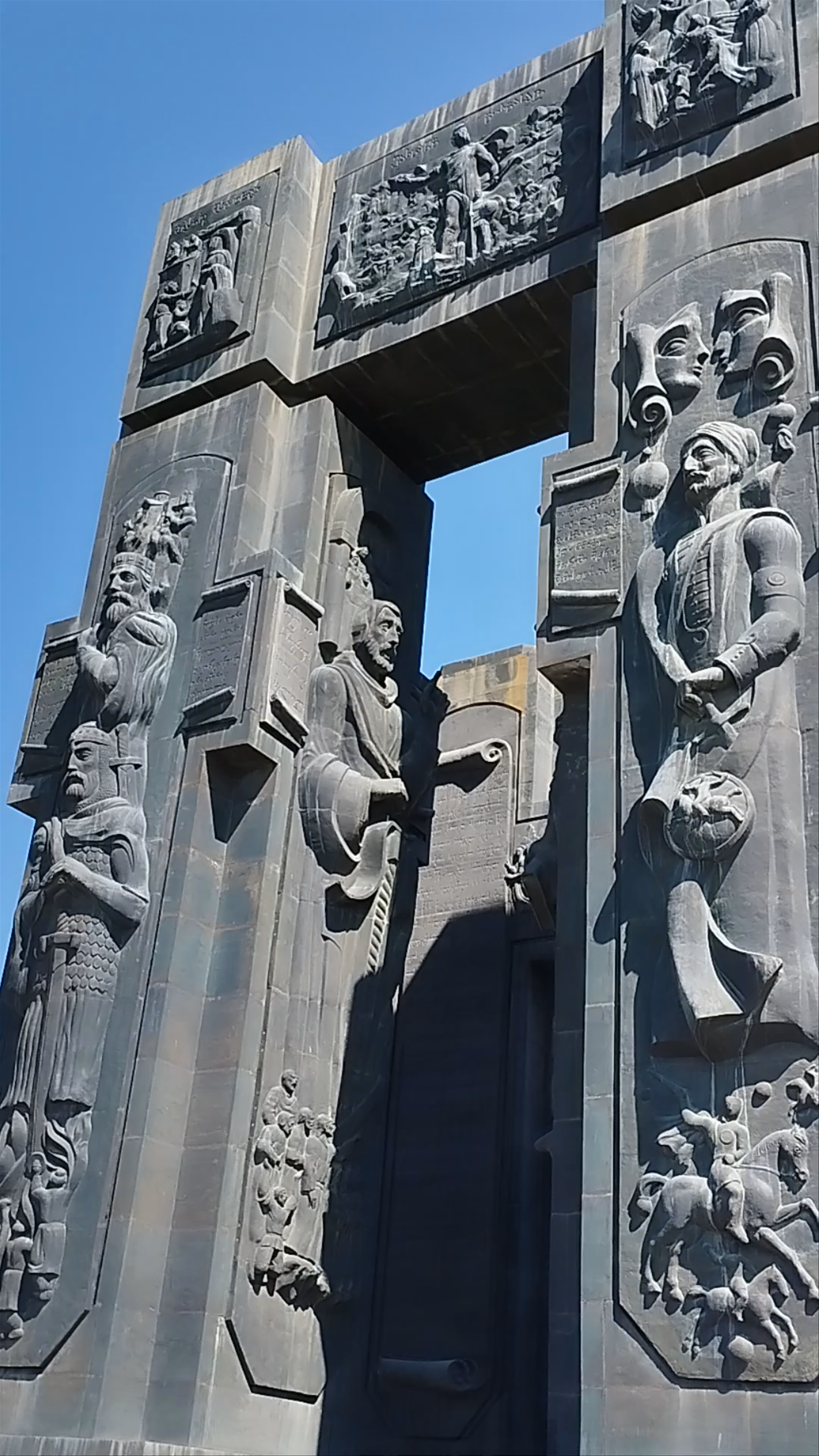 Chronicle of Georgia: Monumental History and Breathtaking Views in Tbilisi