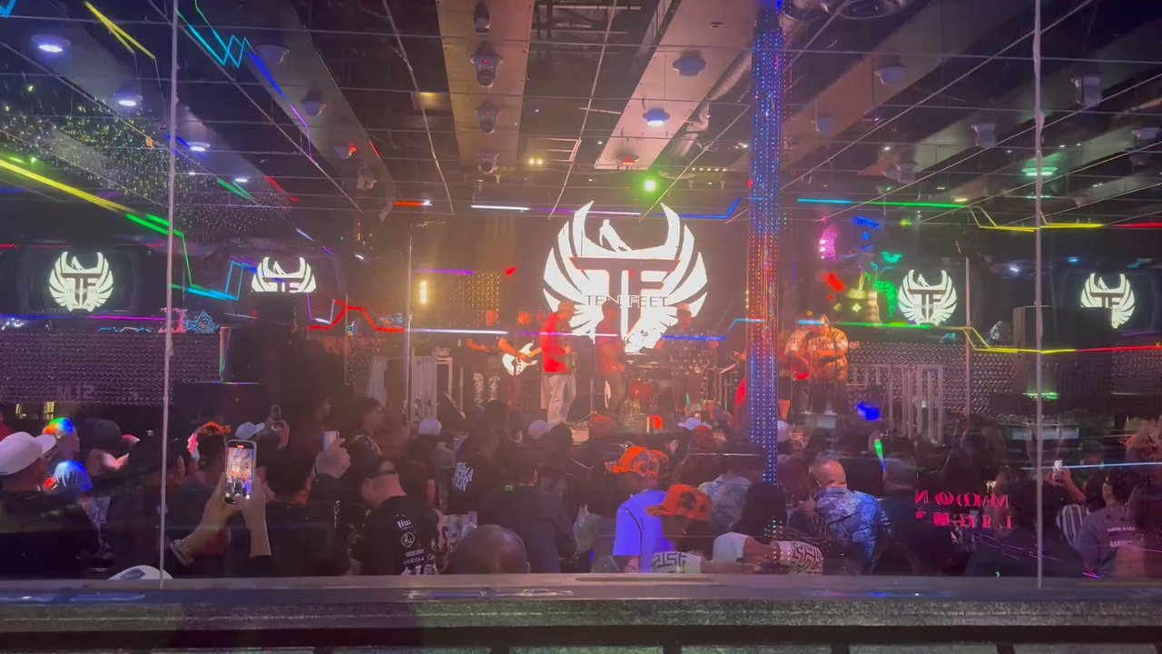 Moonlight Karaoke Lounge - Karaoke Near Me - Henderson, Nevada
