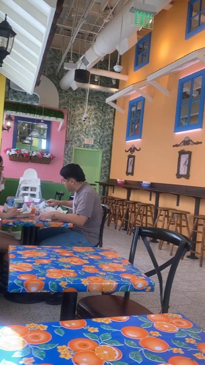 Cholita Linda - Video of interior - Tacos Near Me - Berkeley, California
