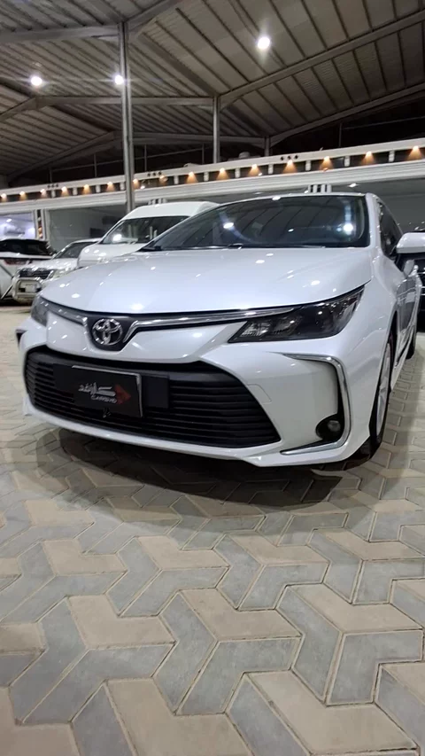 تويوتا كورولا XLI Executive 2023