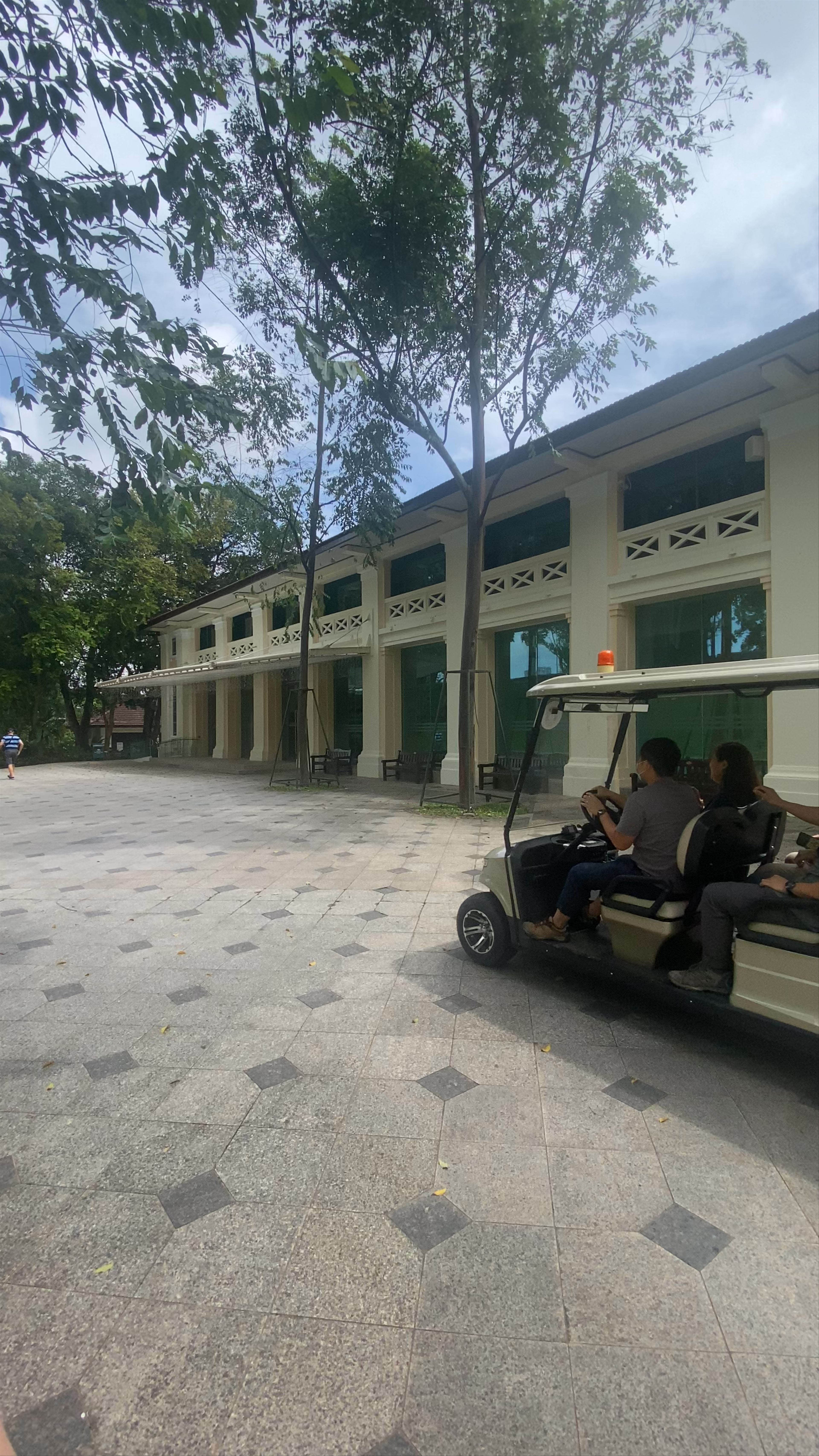 Raffles Avenue