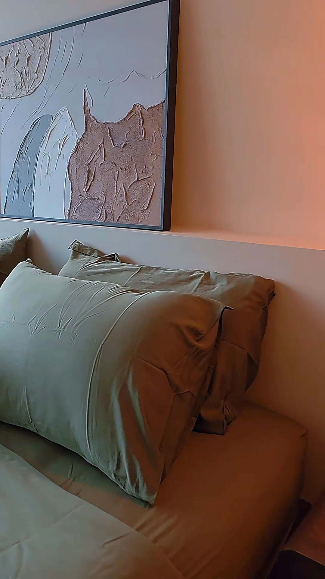 Creating-a-hotel-vibe-at-home