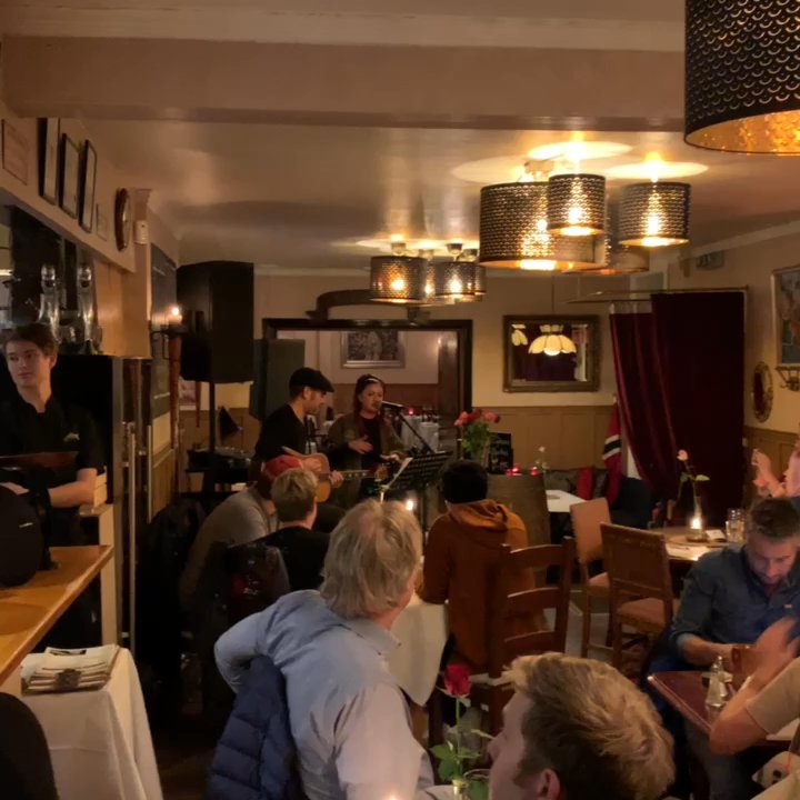 Cafe Mistral - Musikkkvelder - Spanish Near Me - Oslo, 03