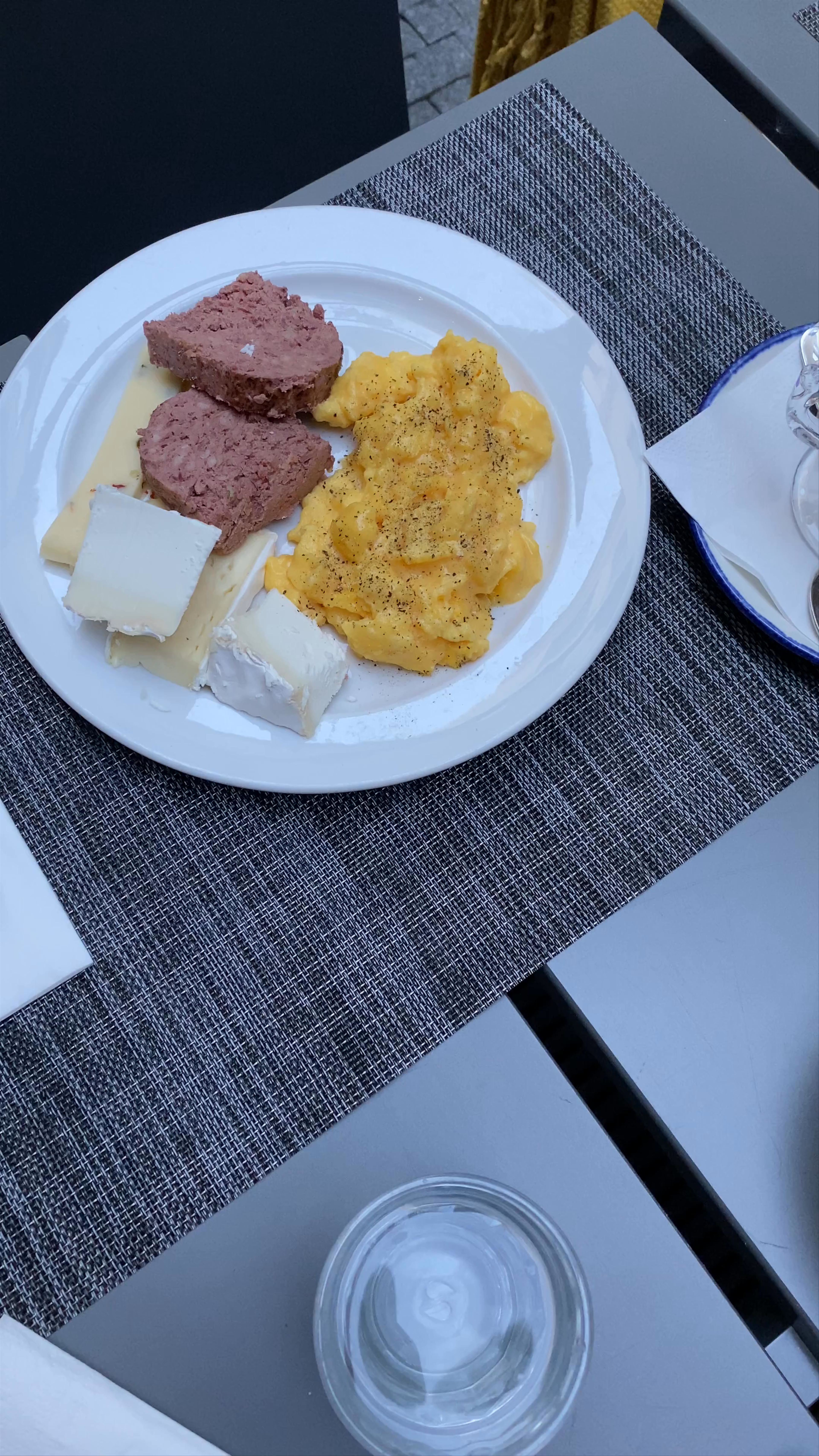 Cozy Breakfast at INNSiDE Prague Old Town