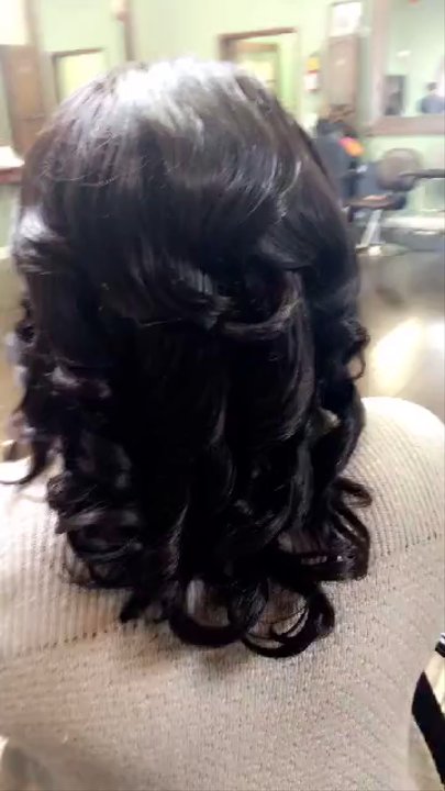 Ashley - FULL HEAD WEAVE WITH MINIMAL HAIR OUT ON THE HEALTHY HAIR PROGRAM ! - Hair Stylists Near Me