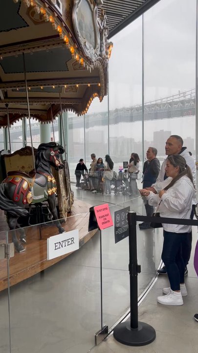 Jane's Carousel - a quick video of the carousel going - Carousels Near Me - Brooklyn, New York