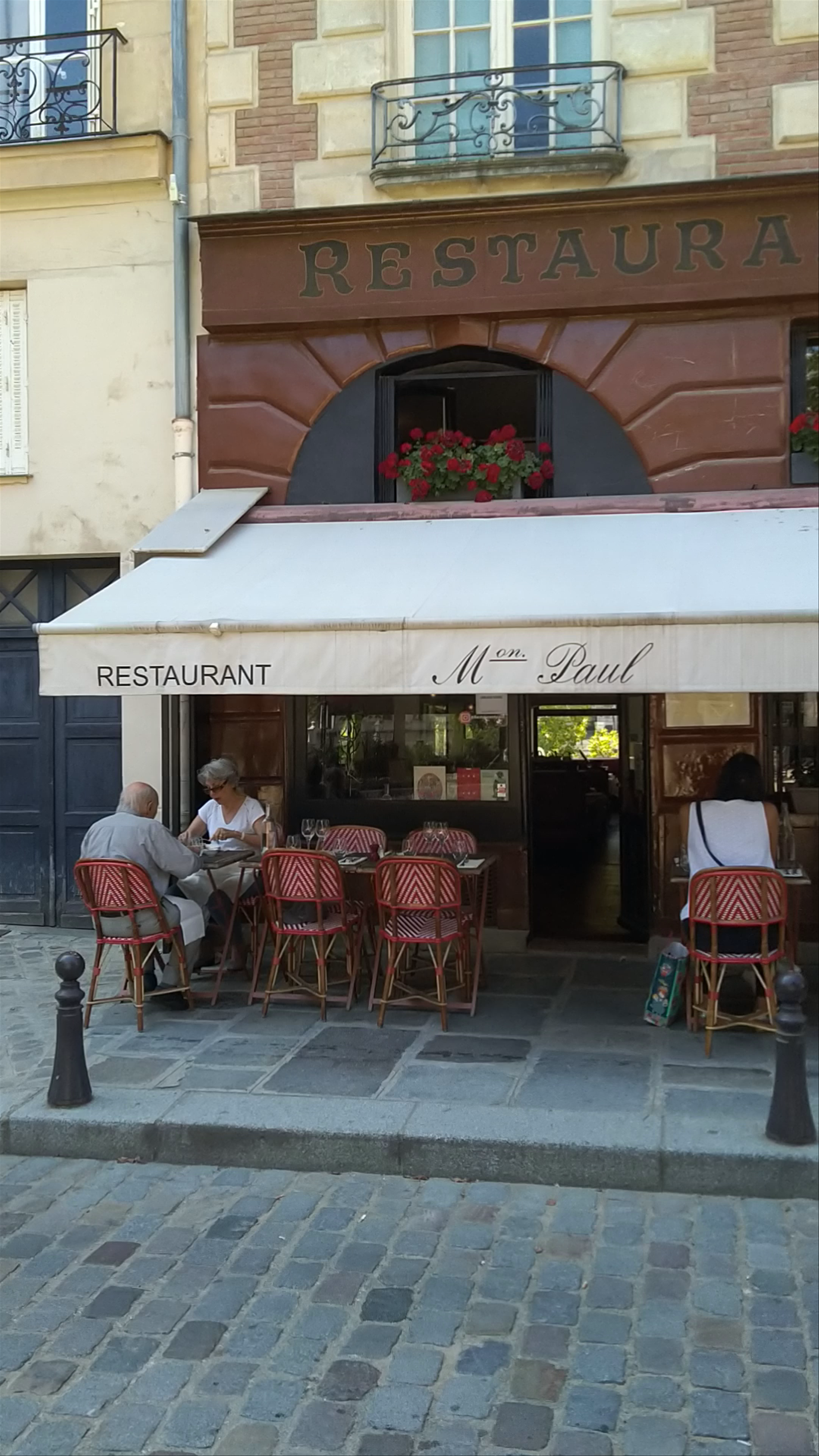 Maison Paul restaurant