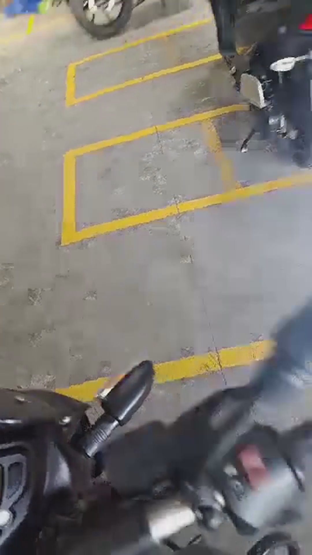 Walk-around video thumbnail
