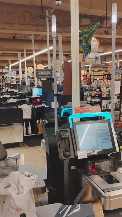 Balducci's - Terrible service at the balducci McLean Virginia very expensive store so much mismanaged for the last half year after position by Safeway - Grocery Near Me - McLean, Virginia