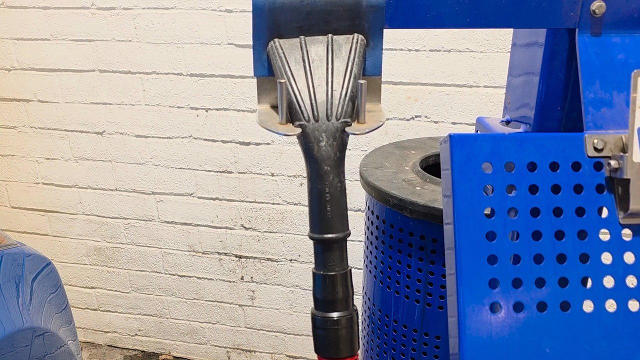 Hoffman Car Wash - Video: Free vacuum and it's not working! - Car Wash Near Me - Kingston, New York