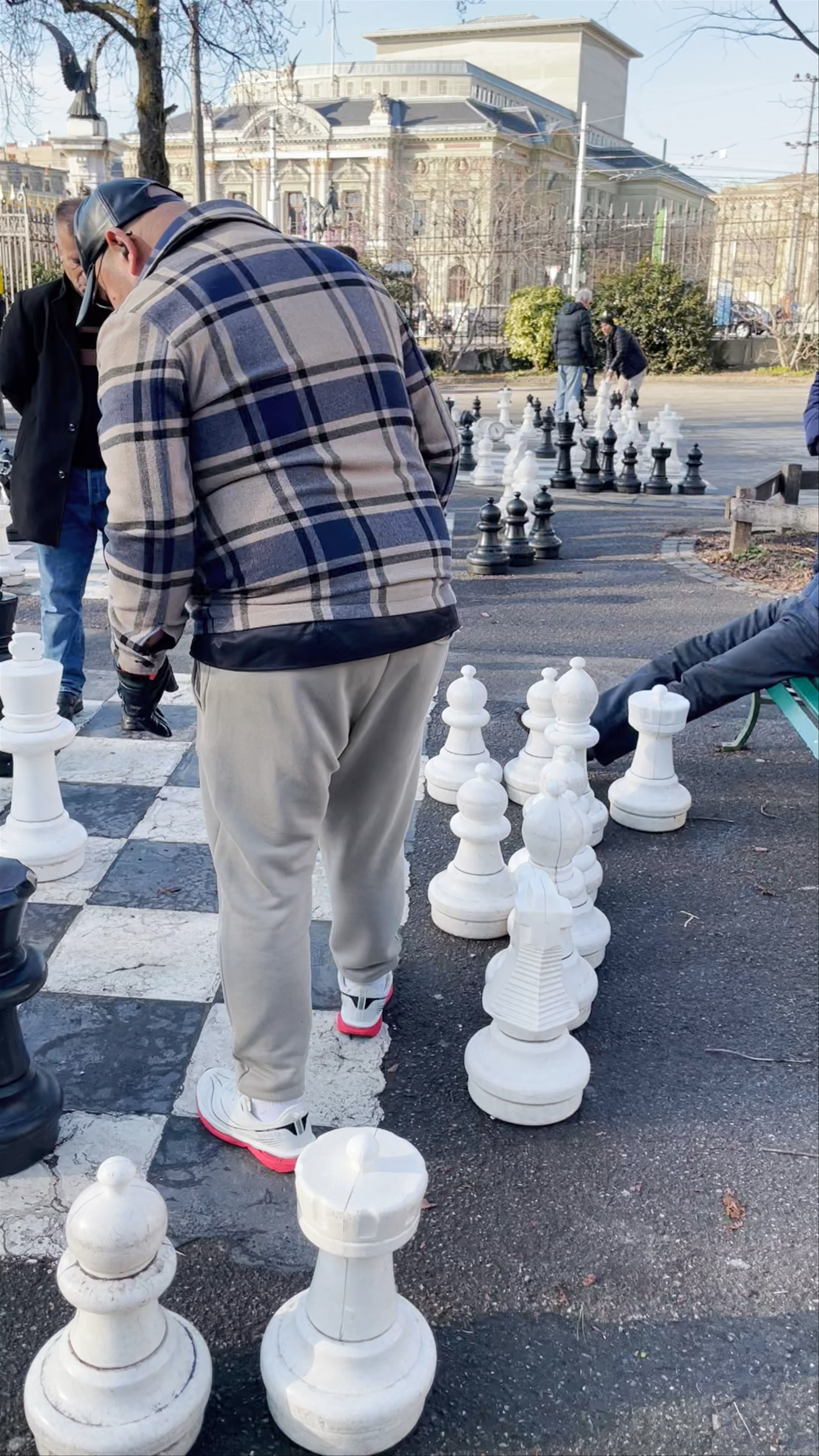 Jeux d'échecs, Promenade des Bastions
