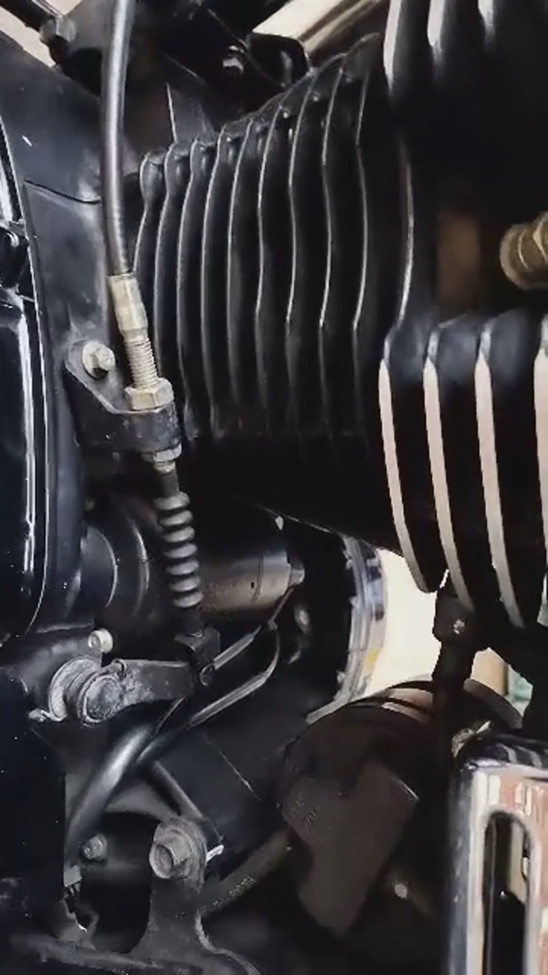 Walk-around video thumbnail