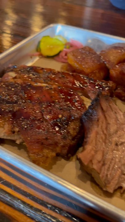 Barrel & Bones - Barbeque Near Me - Dallas, Texas