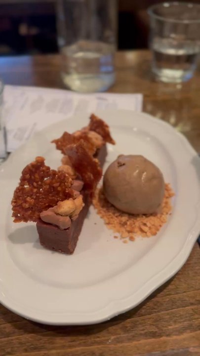 Tableau Bar Bistro - Dessert - Bars Near Me - Vancouver, British Columbia