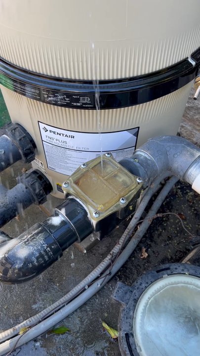 Demaray Pool Supply - Leak has gotten worse, since it was never fixed - Pool Cleaners Near Me - Vacaville, California