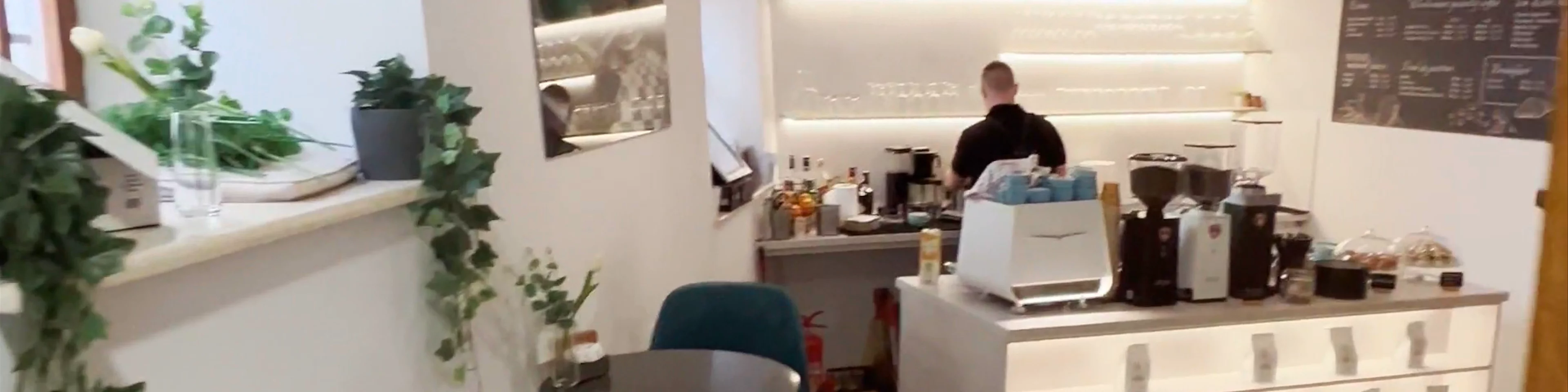 Tinel Specialty Coffee Shop