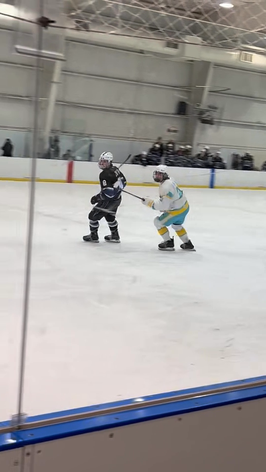 Quinn Rishor's Lightning Speed Sets Up Seal’s Goal