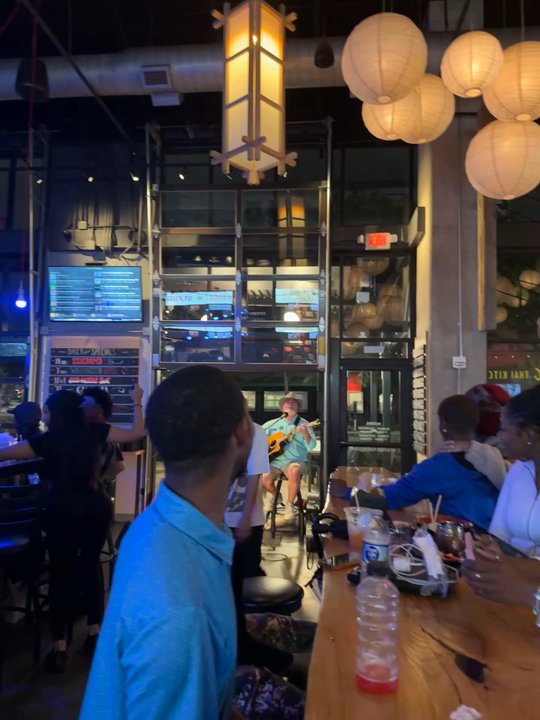 Taps At Ph'east - Guitarist! - Beer Bar Near Me - Atlanta, Georgia