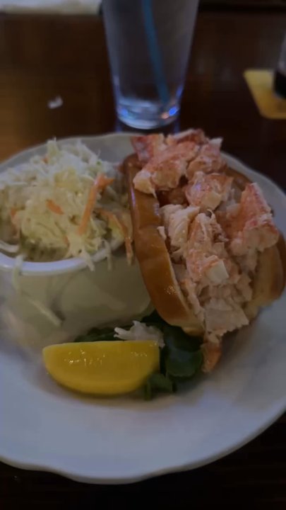 Thirsty Whale - 4 oz lobster roll with coleslaw - American Near Me - Bar Harbor, Maine