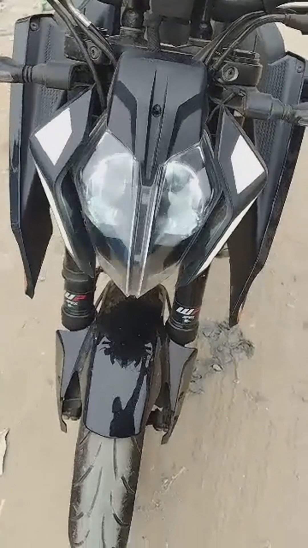 Walk-around video thumbnail