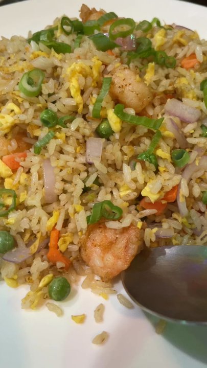 Momo Tibetan Restaurant - Shrimp fried rice - Himalayan/Nepalese Near Me - Amherst, Massachusetts