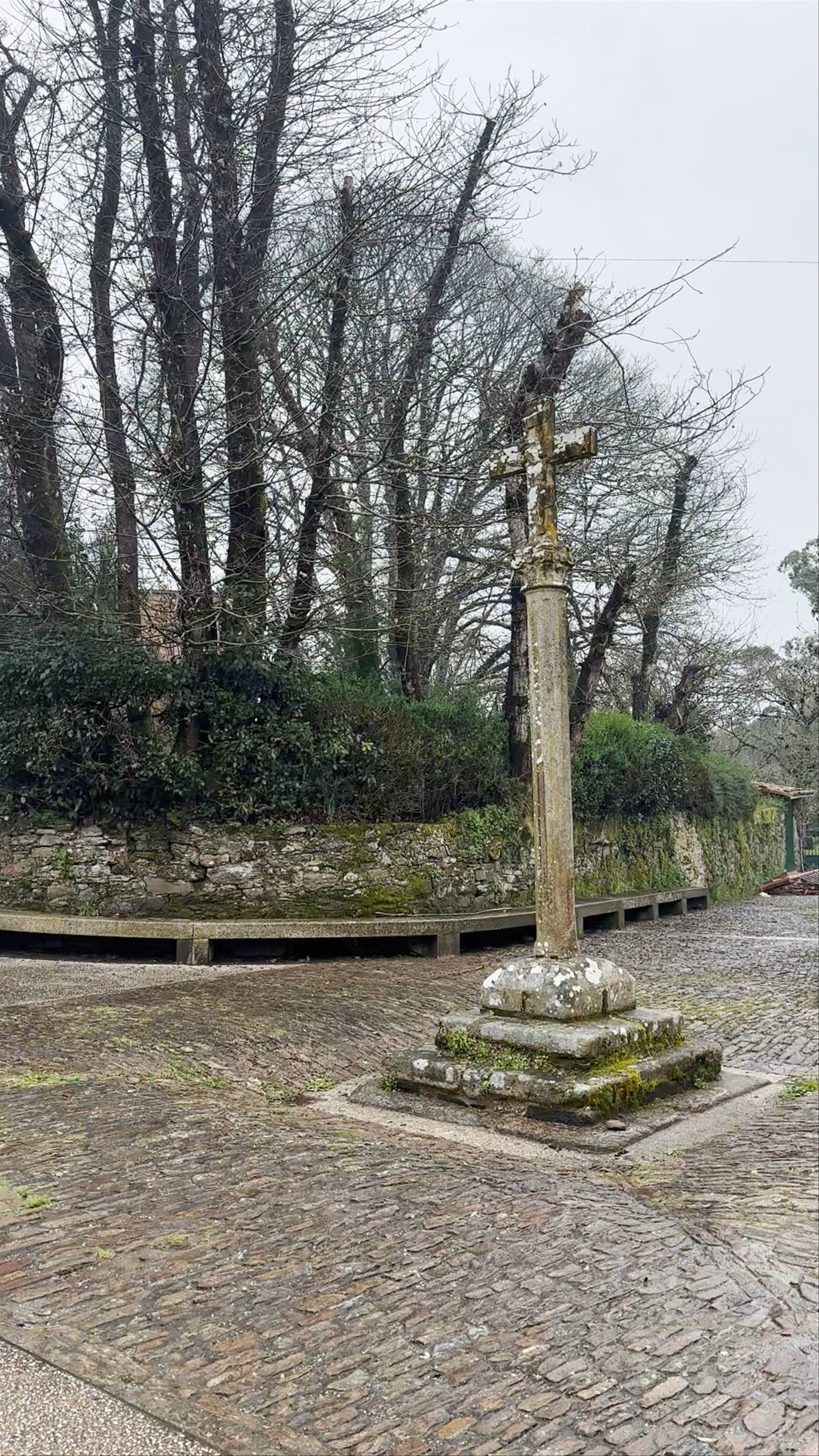 Cruceiro de Santa María de Melide