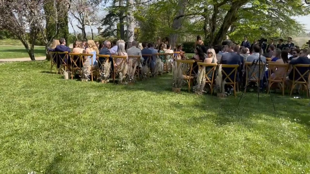 Acoustic Royale - South of France Bridal Entrance - video
