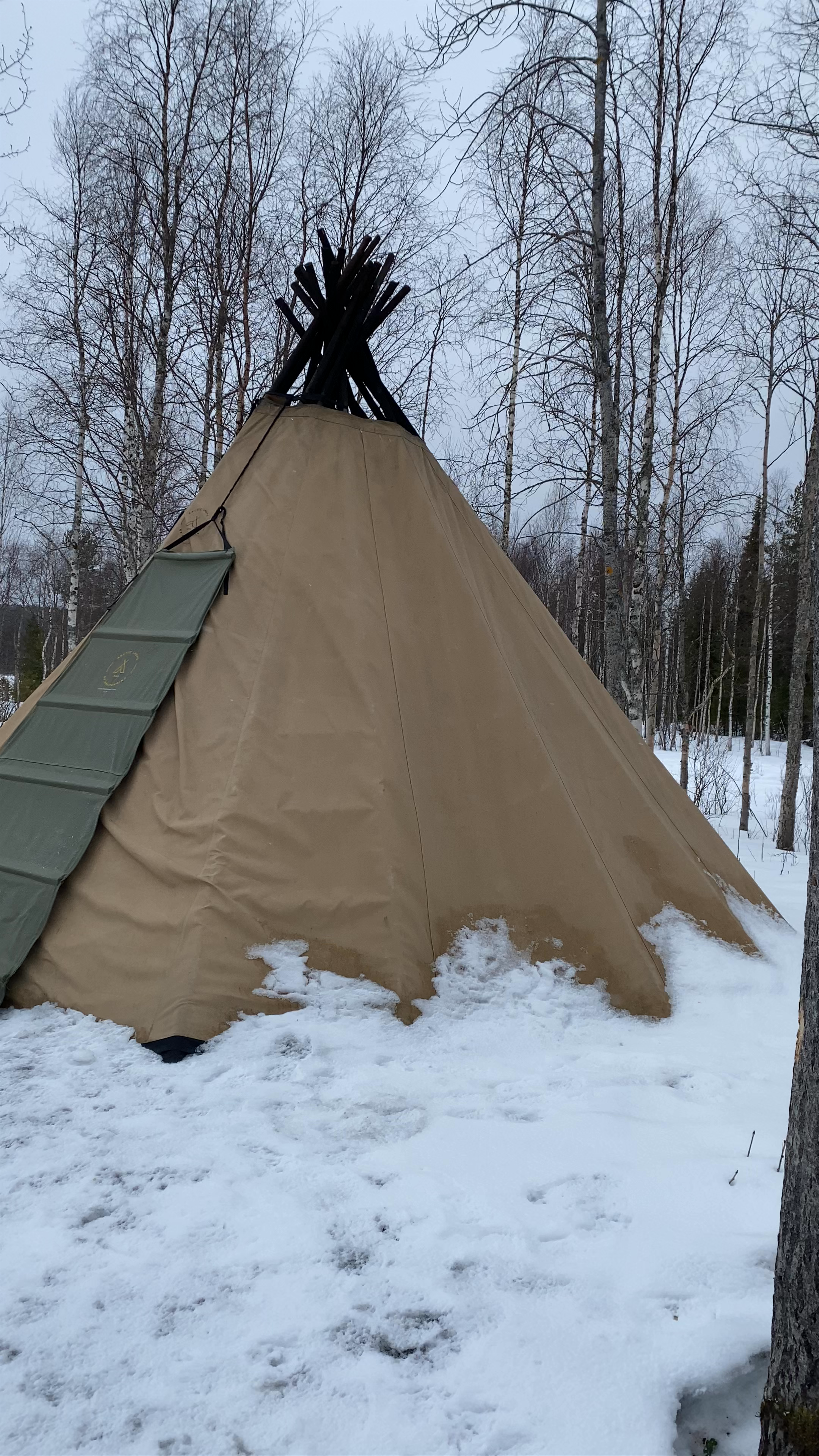Cozy Winter Escape at Wooden Cottage in Rovaniemi Lapland