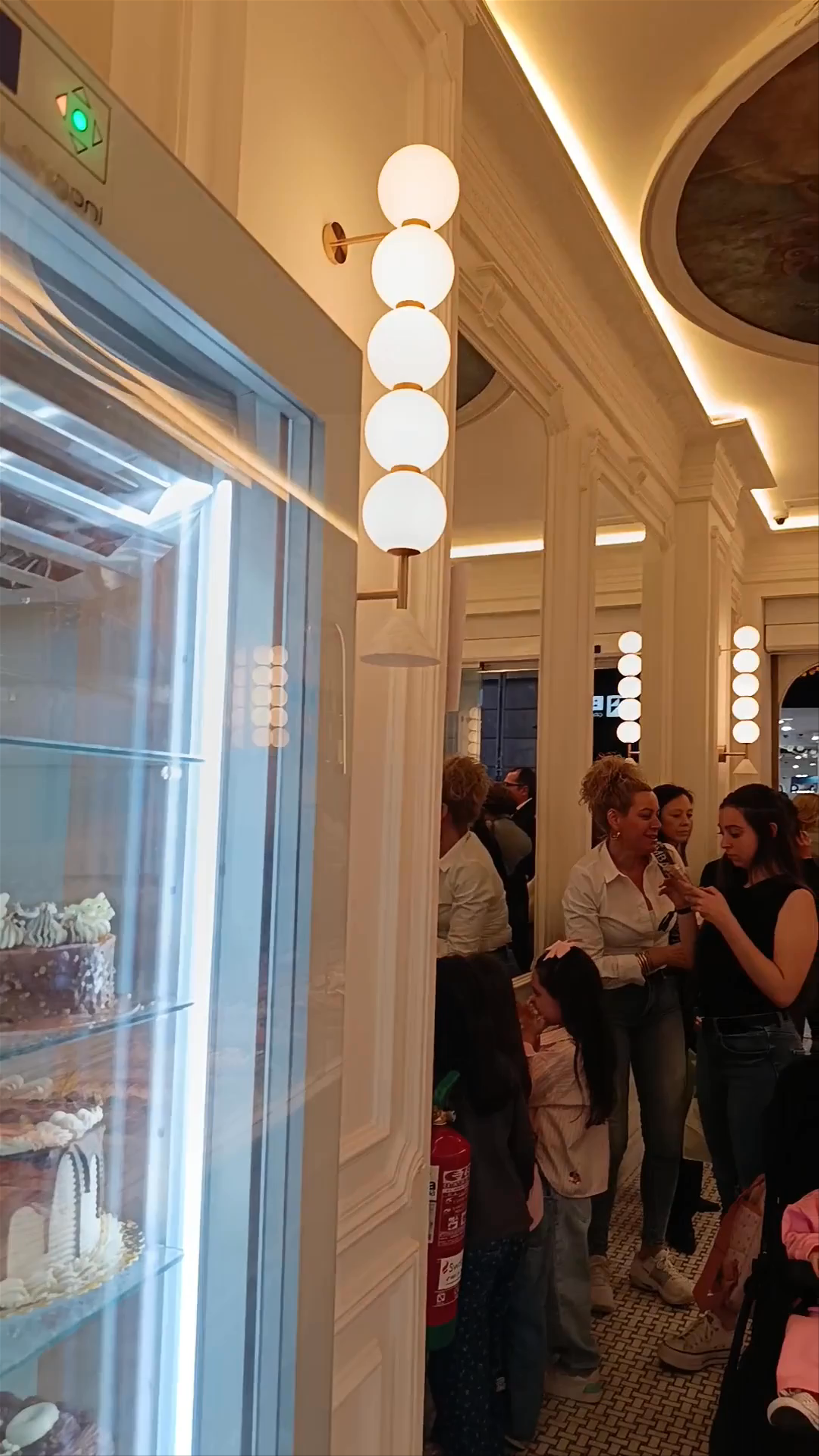 Pastelerías Luis Miguel- Trapería