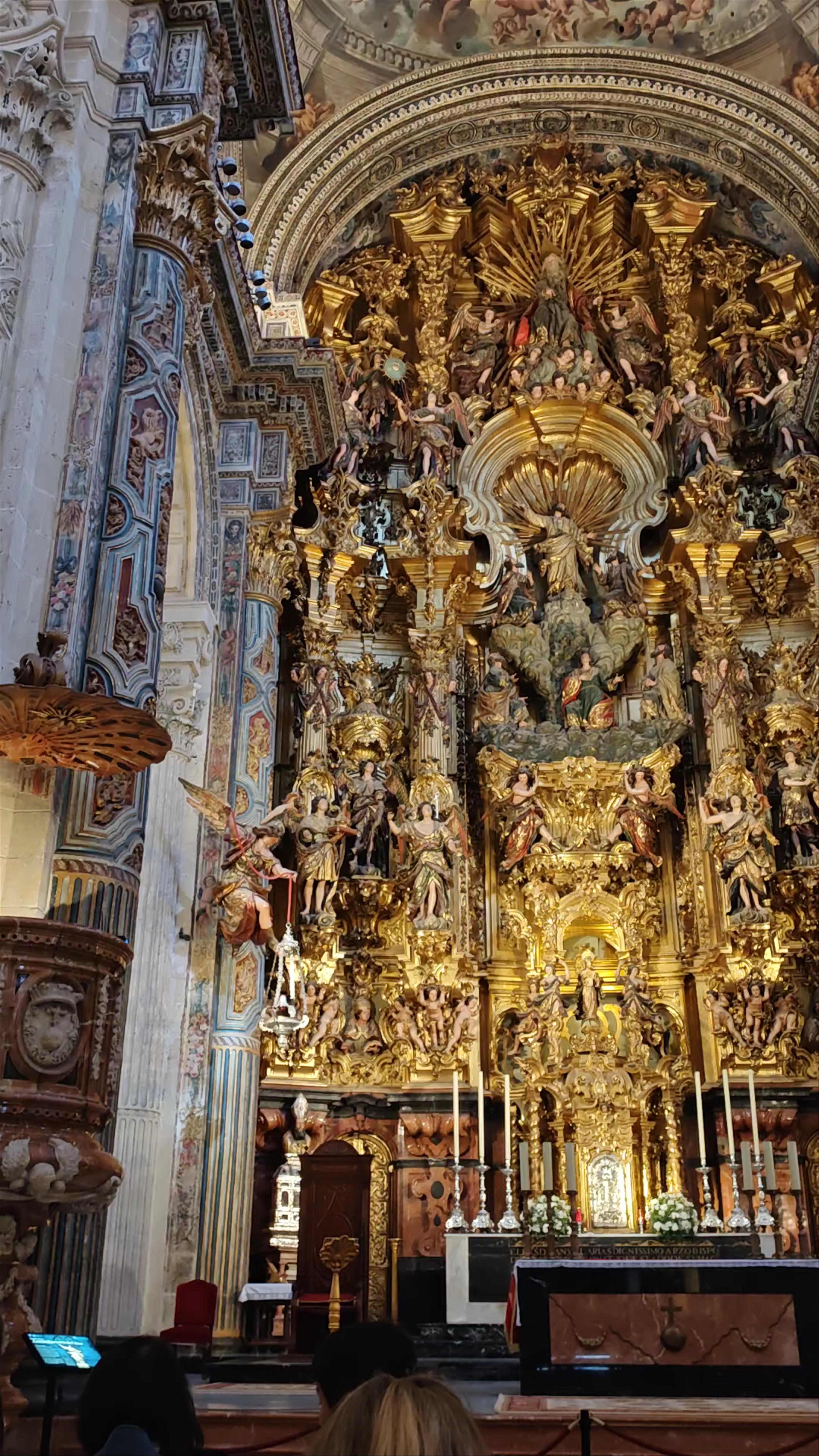 Iglesia Colegial del Divino Salvador: Baroque Splendor in Seville