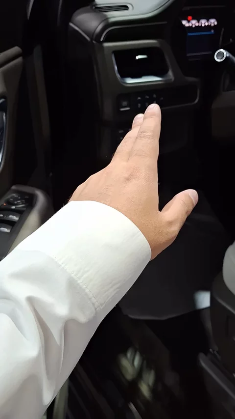 جي ام سي يوكن SLT 2021