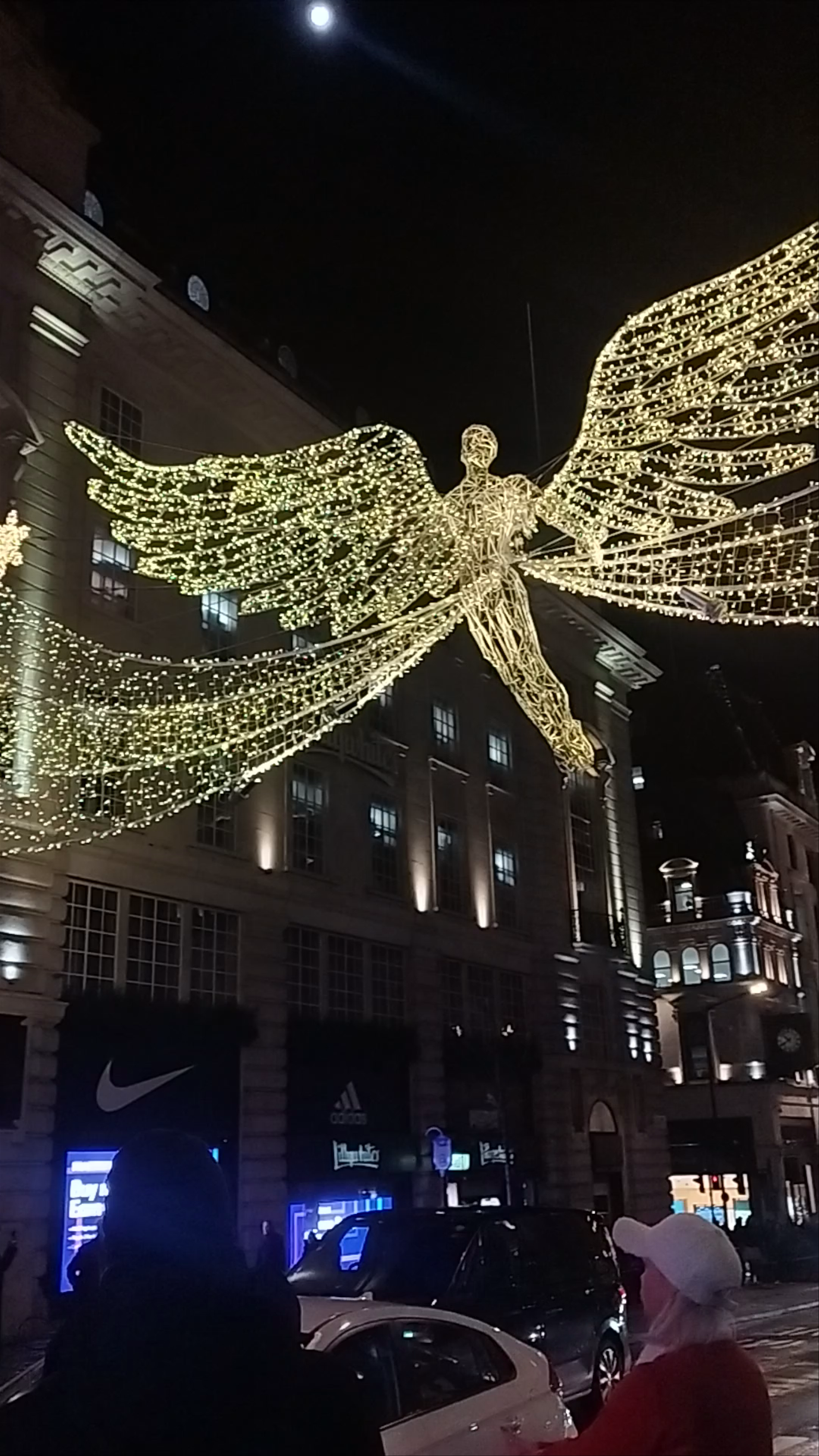 Magical Evening at Shaftesbury Memorial Fountain, Piccadilly Circus, London
