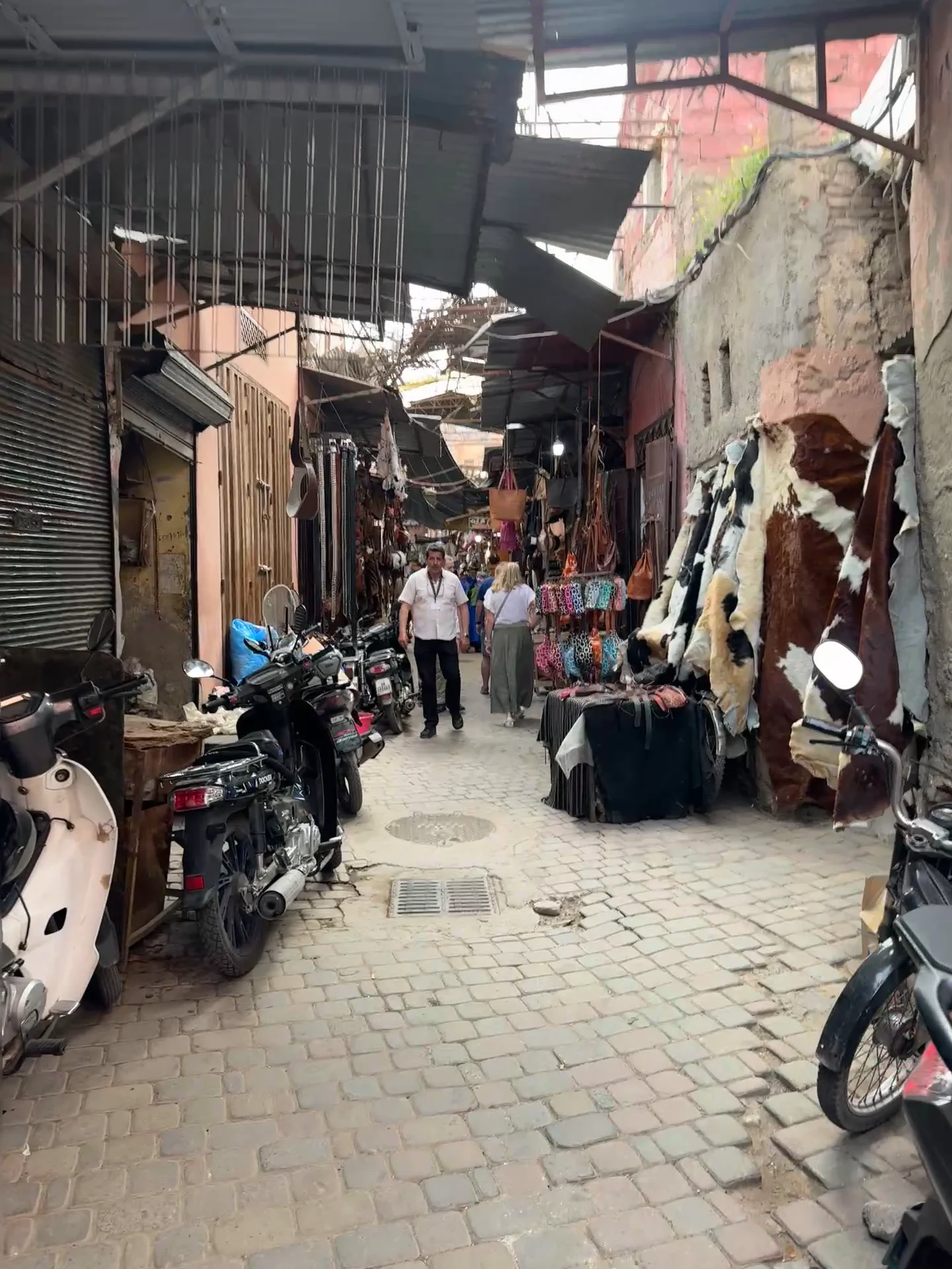 Video 21 · Lorena · Morocco 360°: Marrakech, Chefchaouen, Fes & a Night Under Desert Stars