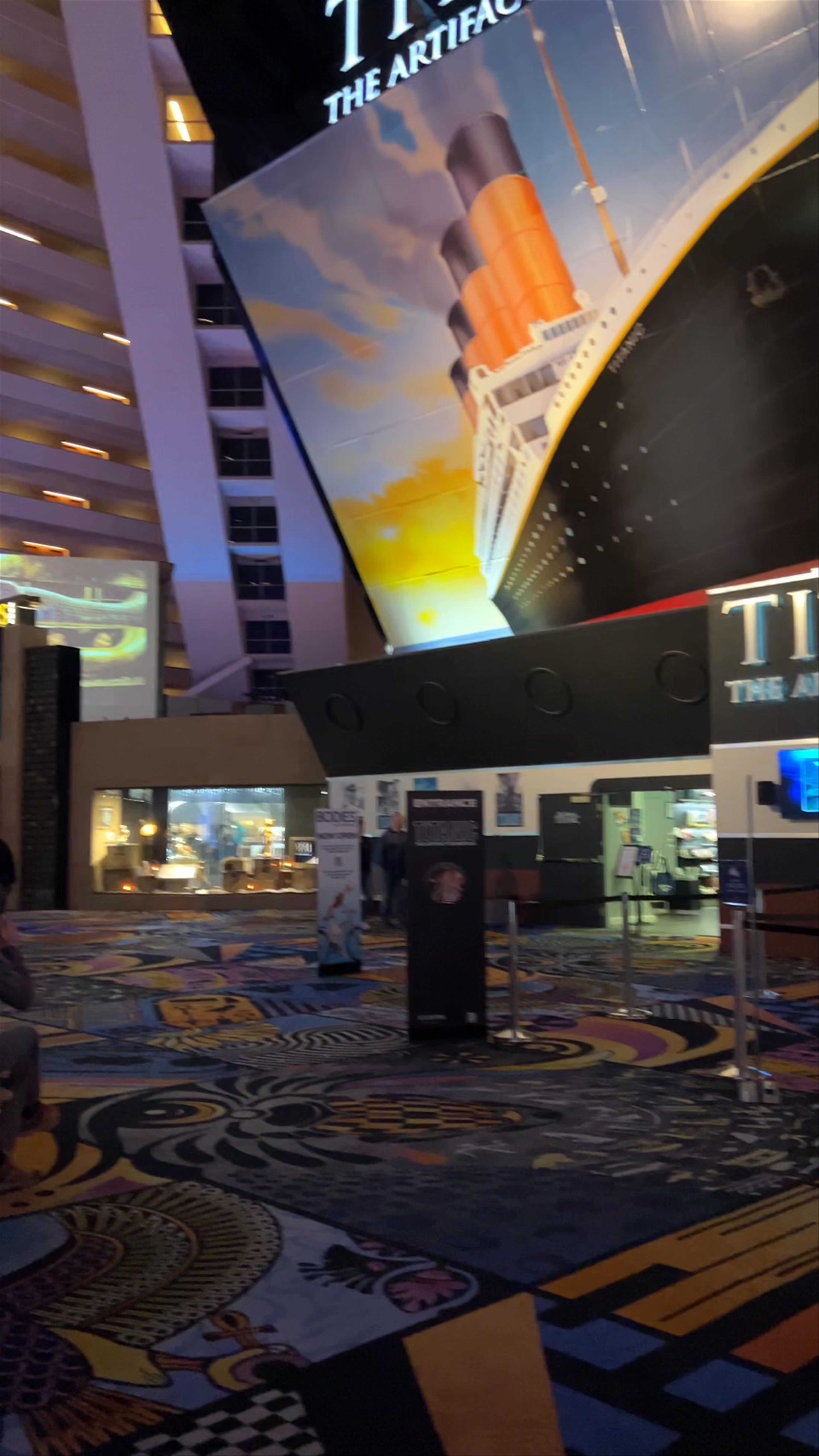 Luxor Hotel & Casino